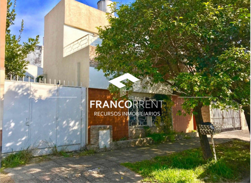 Venta Casa 3 Ambientes Barrio Guemes Haedo Apto Crédito