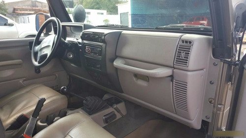 Imagen 5 de 6 de Adaptador Reproductor Jeep Wrangler Tj 2003 2004 2005 2006