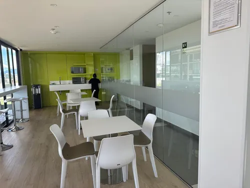 Oficina En Arriendo/venta En Chico Norte. Cod A1004432