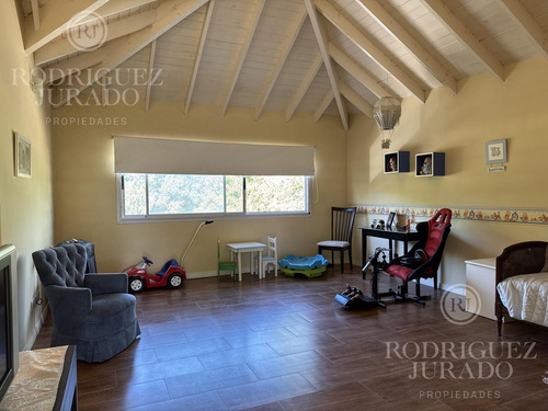 Casa De 400m2 En Venta Barrio Privado Septiembre - Maschwitz