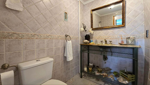 Venta Casa 5 Ambientes Parque Pileta Garaje