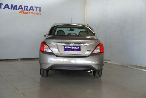 Nissan Versa 1.6 16V FLEXSTART SL 4P XTRONIC