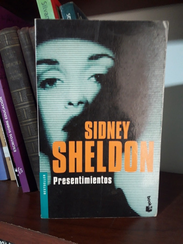 Presentimientos Sidney Sheldon Booket Usado # 