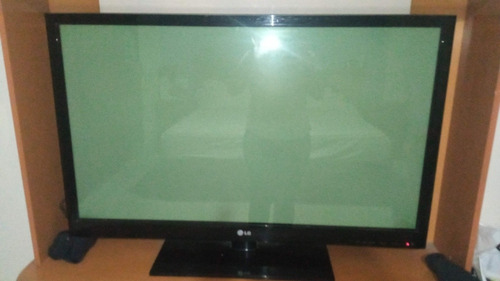 Imagen 2 de 3 de Tv De 42 Pulgadas Marca LG