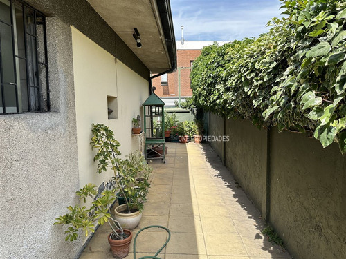 Ideal Para Remodelar/ Apumanque/ 4d3b/las Condes/oneprop.cl