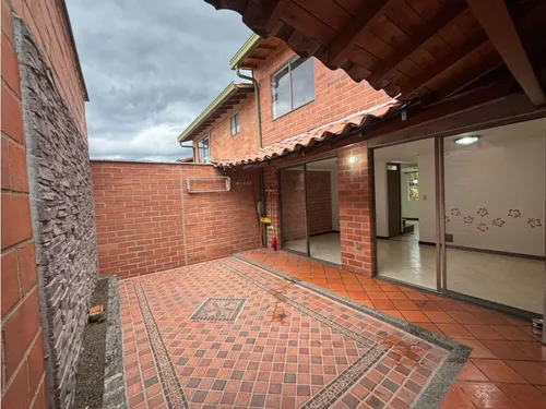 Casa Unifamiliar En Venta En Amazonia Bello