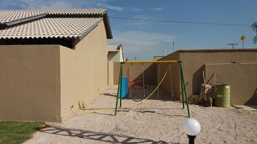Imagem 7 de 12 de Casa De 2 Quartos No Cond. San Diego Em Senador Canedo