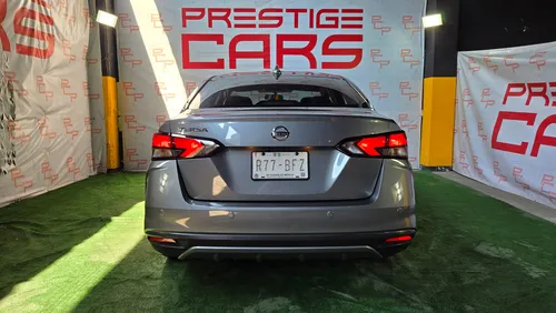 Nissan Versa Platinium 2020