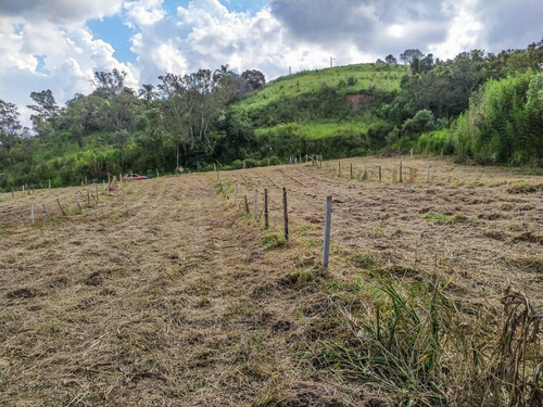 Imagem 13 de 14 de Atibaia 800 M² Escriturado Ac/ Veículos | Lp0055