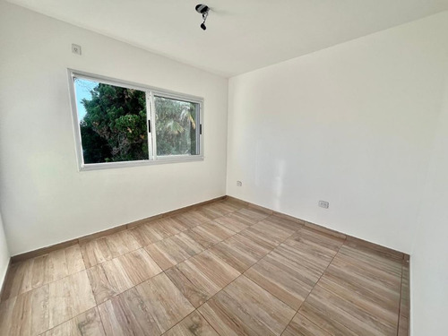Duplex En Venta En Castelar Sur