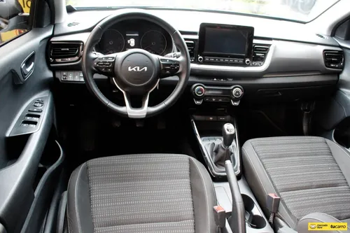 Kia Stonic 1.0 Zenith Hibrido