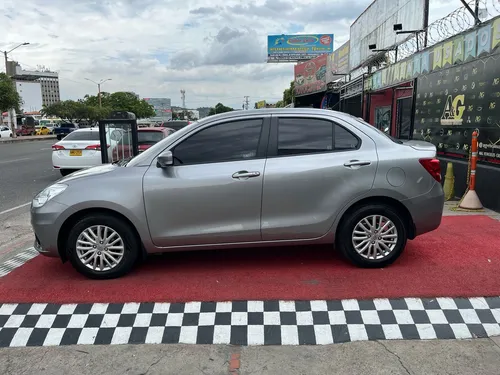 Suzuki Swift DZIRE 1.2 AT