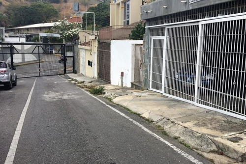 Imagen 29 de 29 de La Trinidad Mls# 22-8250 Wendy Marrero 0424-1275714/ 0426-5178744.