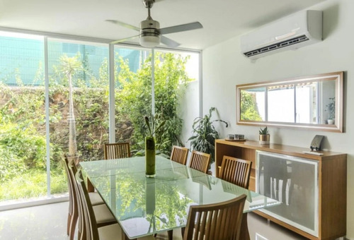 Preciosa Y Amplia Casa, Excelente Ubicación En Puerto Vallarta, ¡¡¡a Unos Pasos De La Playa!!! -no Créditos- Jagr