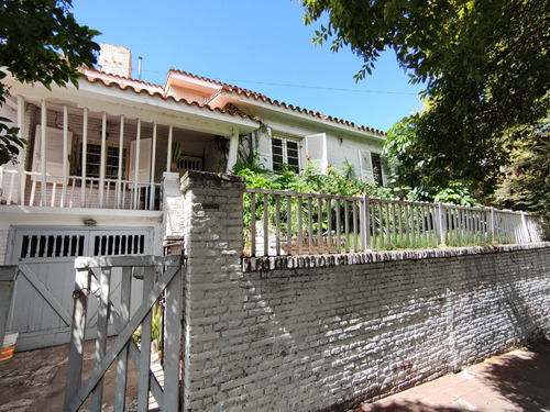  Venta Casa 3 Dorm - Cochera - Terraza - Cofico 