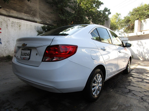Imagen 15 de 15 de Chevrolet Aveo 4p Ls Tm5,a/ac.,r14