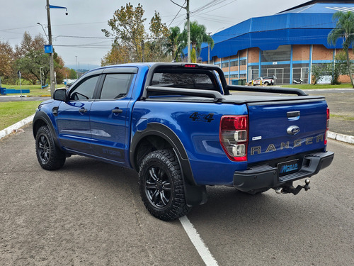 Ford Ranger 3.2 Storm Cab. Dupla 4x4 Aut. 4p 6 marchas