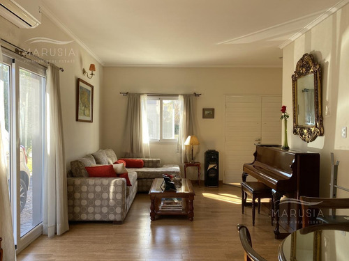 Imagen 9 de 30 de Casa Venta 2 Dormitorios En Barrio Privado La Candela, Impecable Estado