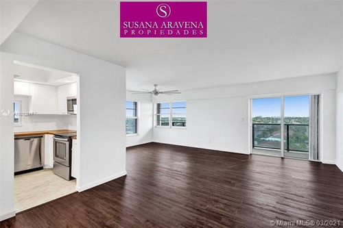 Imagen 11 de 22 de Susana Aravena Propiedades-excelente Departamento En Broward