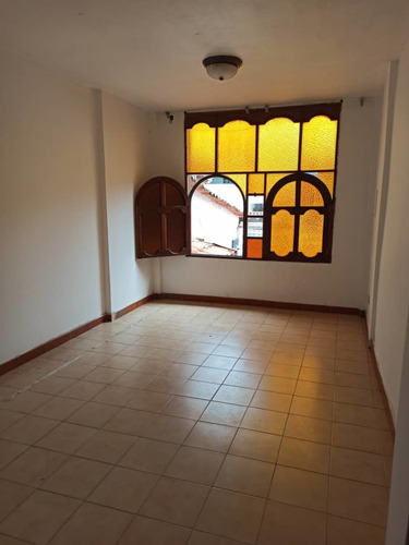 Imagen 3 de 12 de Venta De Casa Altos De Paramillo.