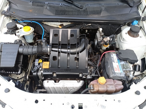 Imagen 15 de 15 de Fiat Palio Weekend Exl 1.4 Nafta Año 2010