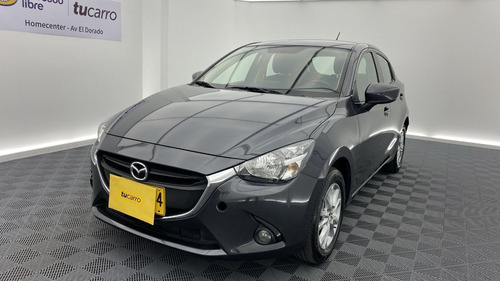 Imagen 2 de 25 de Mazda 2 Touring Mt