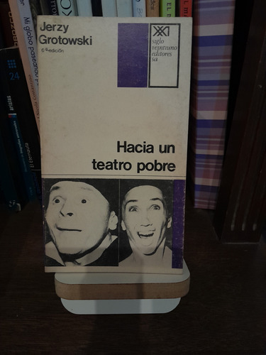 Hacia Un Teatro Pobre