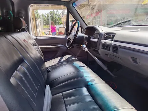 Ford F-150 5.0 Xlt 4x2
