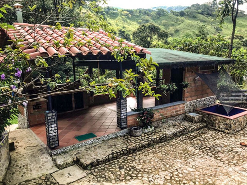 Hermosa Cabaña En Venta San Rafael Antioquia