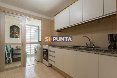 Imagen 8 de 15 de Apartamento En Venta En Brava Con 3 Dormitorios