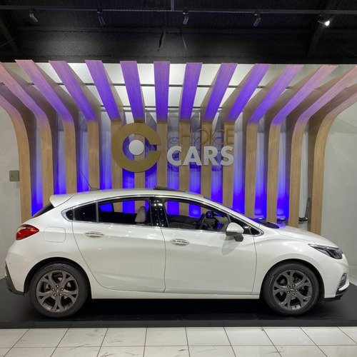 Imagem 2 de 11 de Chevrolet Cruze