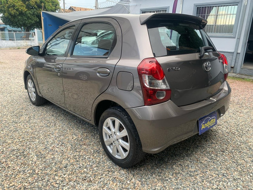Toyota Etios 1.5 X Plus 16v Aut. 5p