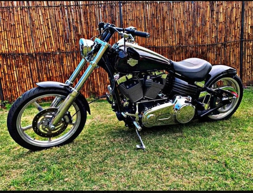 Imagen 1 de 6 de Harley Davidson Rocker C