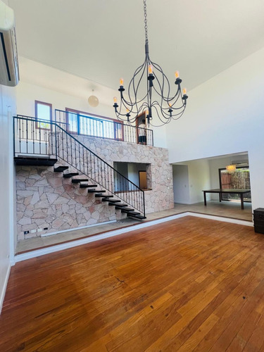 Venta Casa Sobre Lote Al Río En Santa Catalina Villanueva