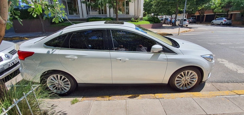 Ford Focus Iii 2.0 Sedan Titanium At6 2016 Única Mano S.ofic