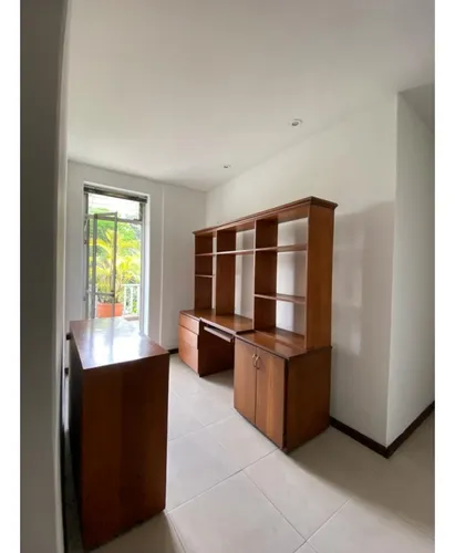 Venta Apartamento De 230mtrs2 En El Peñón, Oeste De Cali 8313.