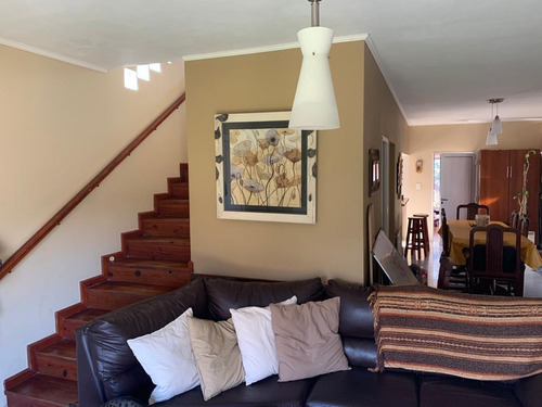 Imagen 9 de 14 de Venta Quinta Familiar En Junin (ba) En 2 Plantas .