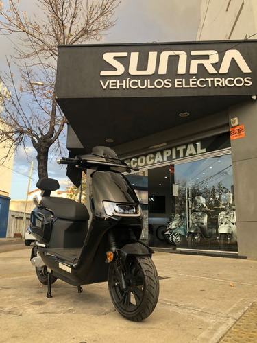 Imagen 22 de 25 de Moto Electrica R Bot Sunra 2 Litio 100km 95km/h En Stock
