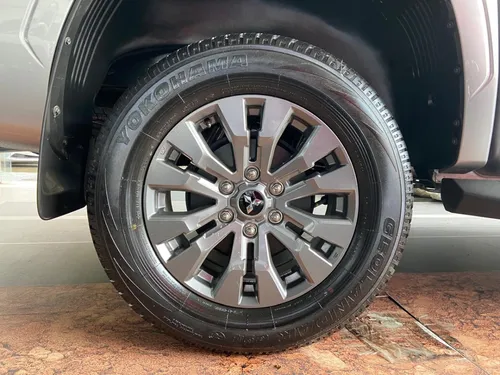 Mitsubishi L200 Triton 2.4Bt Gls Plus 4Wd At
