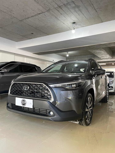 Imagen 4 de 15 de Toyota Corolla Cross Seg Cvt Nafta 2022