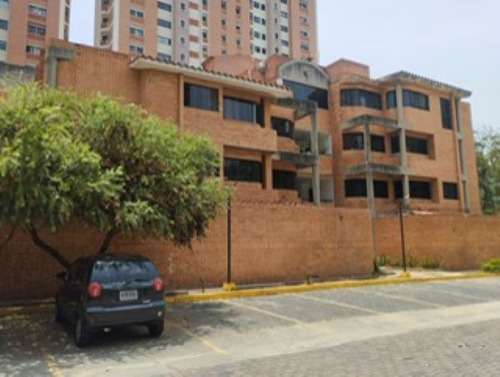  Apartamento En Planta Baja Urb. Los Mangos, Resd. Puente Piedra Mb