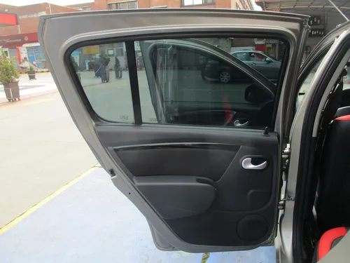 Renault Sandero Gt Line 4x2 1600cc Mt Aa