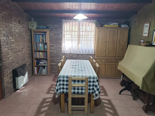 Casa En Venta, Rincon De Vistalba, 4 Habitaciones