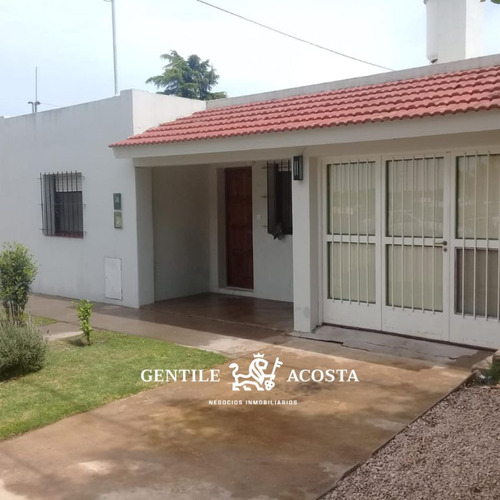 Venta Casa 2 Dormitorios Villa Cacique Con Cochera