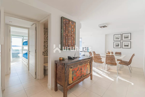 Alquiler Apartamento Tres Dormitorios Punta Del Este Edificio Torre Del Mar
