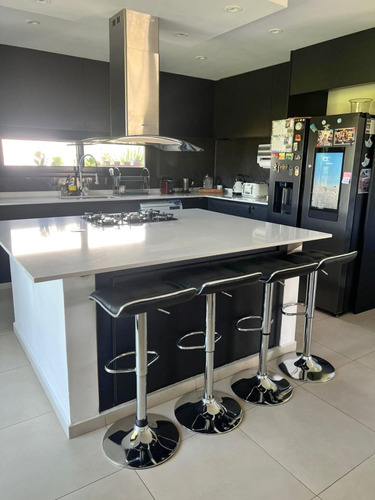 Casa En Venta A Estrenar En Area 60, La Victoria Polo Country Club. Ruta 2 A 45 Minutos De Caba! Oportunidad!