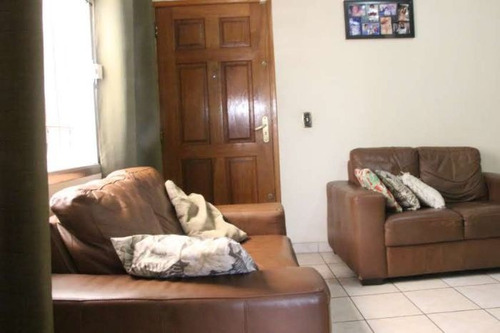 Imagem 3 de 18 de Casa À Venda Na Rua Santa Lucrécia De Aguiar, Vila Bela Vista (zona Norte), São Paulo - Sp - Liv-23353