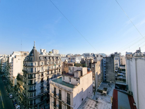 Imagen 1 de 15 de Departamento Monoambiente Piso Alto - Barrio Norte - Balcon Terraza