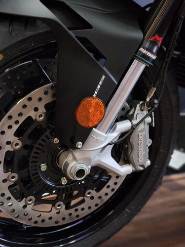 Imagen 20 de 25 de Mv Agusta Turismo Veloce Rosso No Ducati, No Multistrada