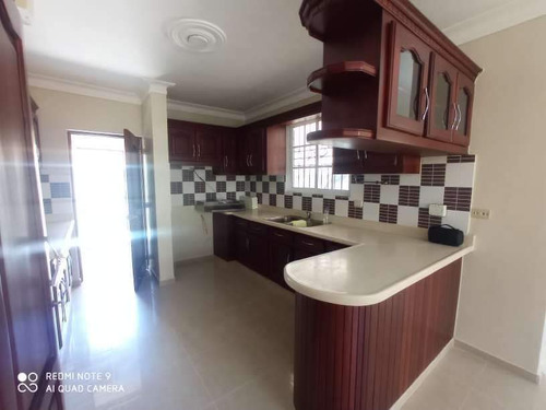 Vende Está Hermosa Vivienda De 1 Nivel Ubicada En Gurabo Con